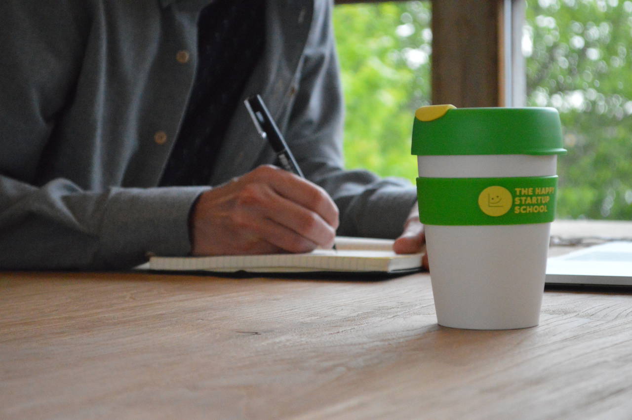 Hst pen and cup